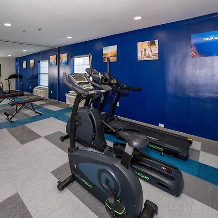 Comfort Inn & Suites River City Decatur Bagian luar foto