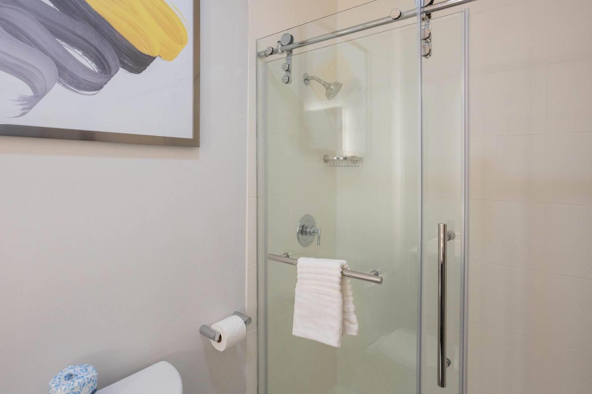 Comfort Inn & Suites River City Decatur Bagian luar foto